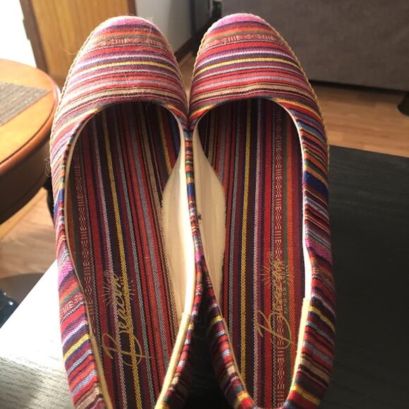 Brightly colored slip on shoes by Beacon - Picture 9 of 9